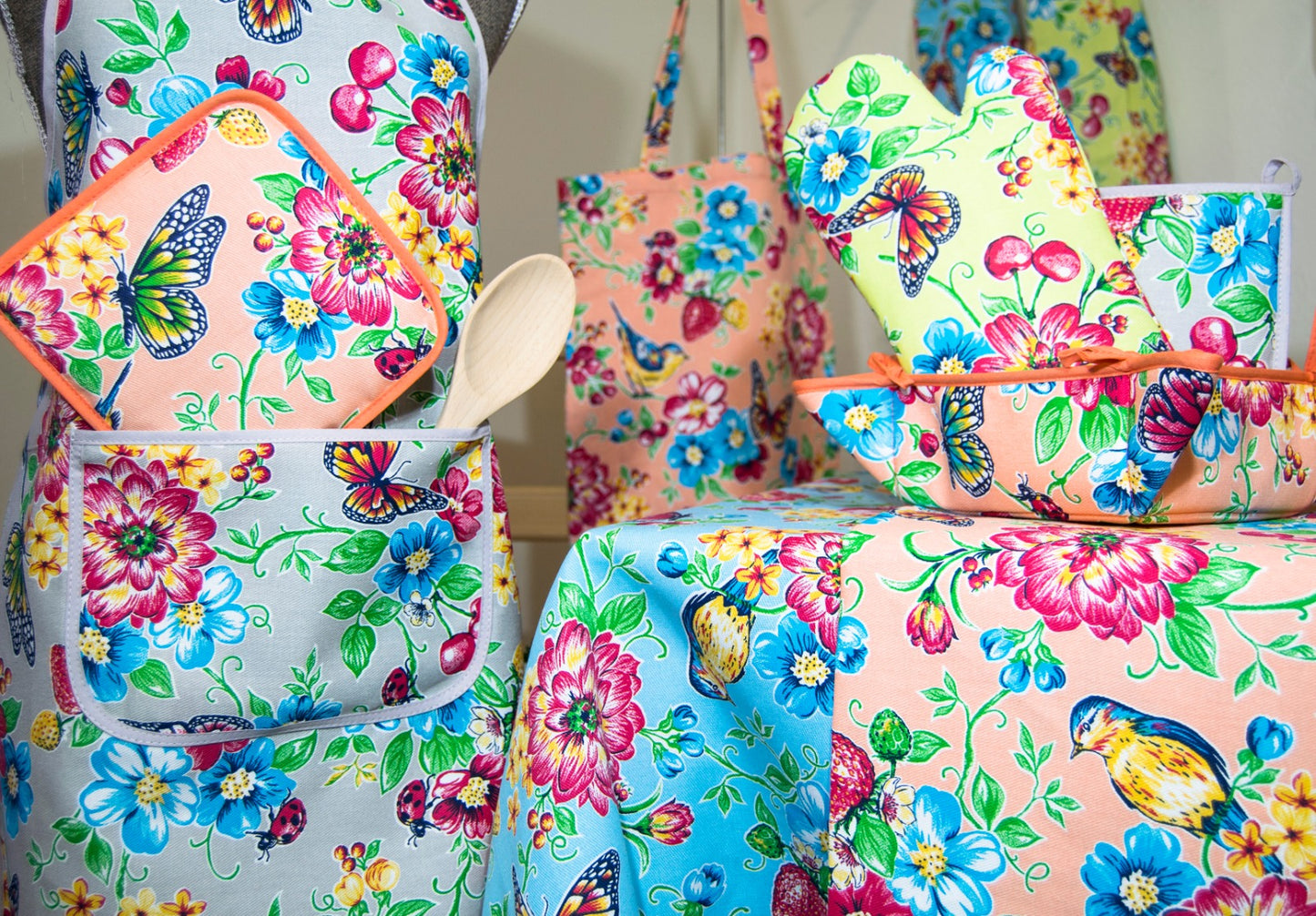 Toalha de mesa cinza