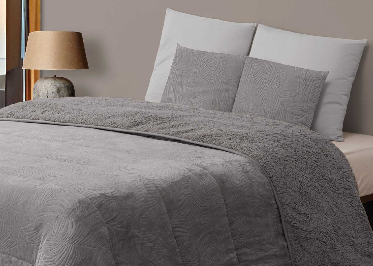 Edredão Folhas com pelo de Borrego