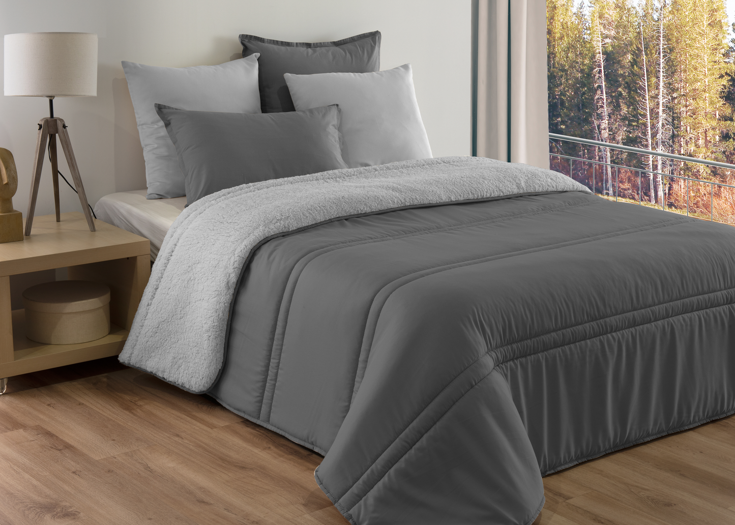 Edredom Liso Cinza Escuro com Pelo de Borrego